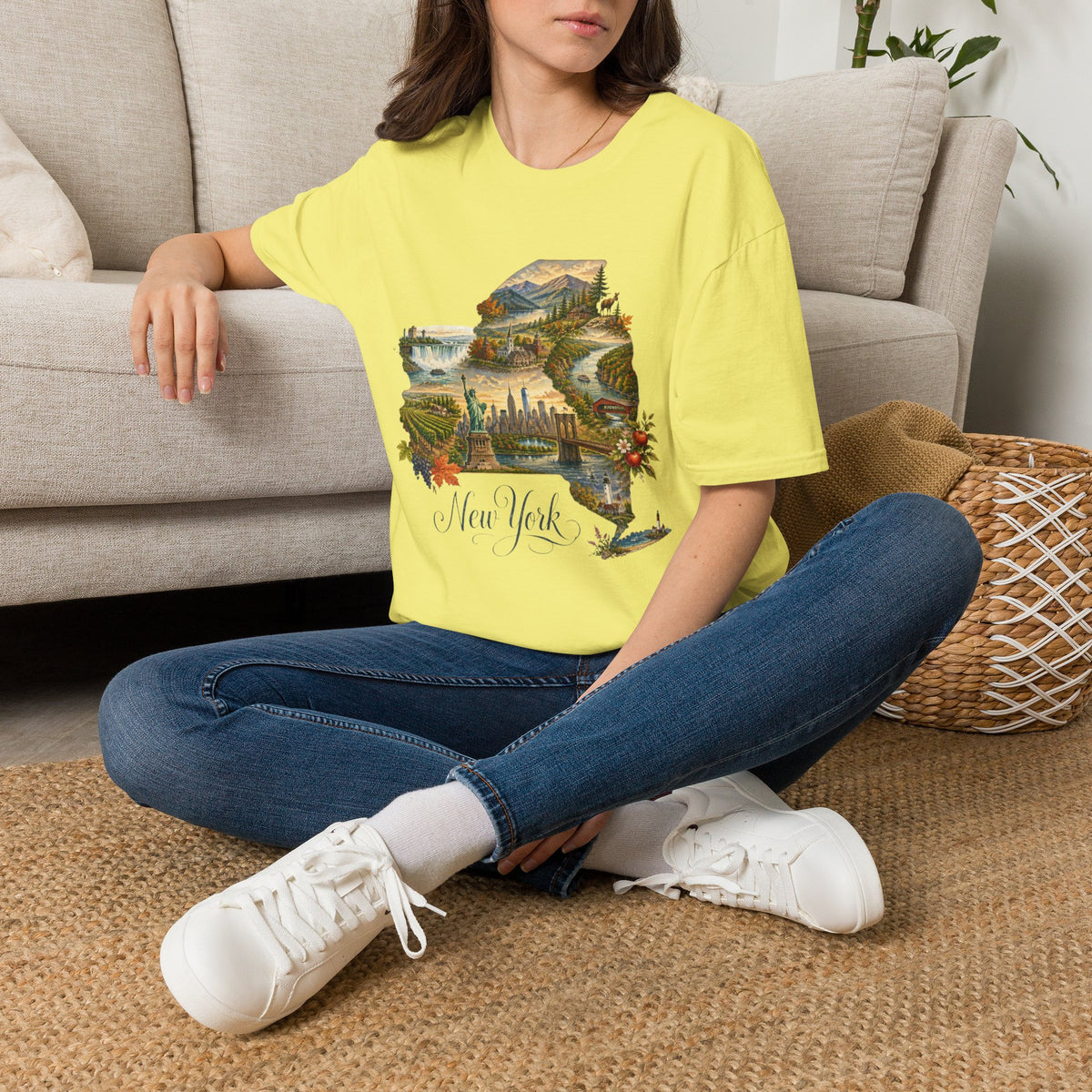 New York State Travel Tourist Graphic Design Unisex 100 Cotton Gildan T-Shirt
