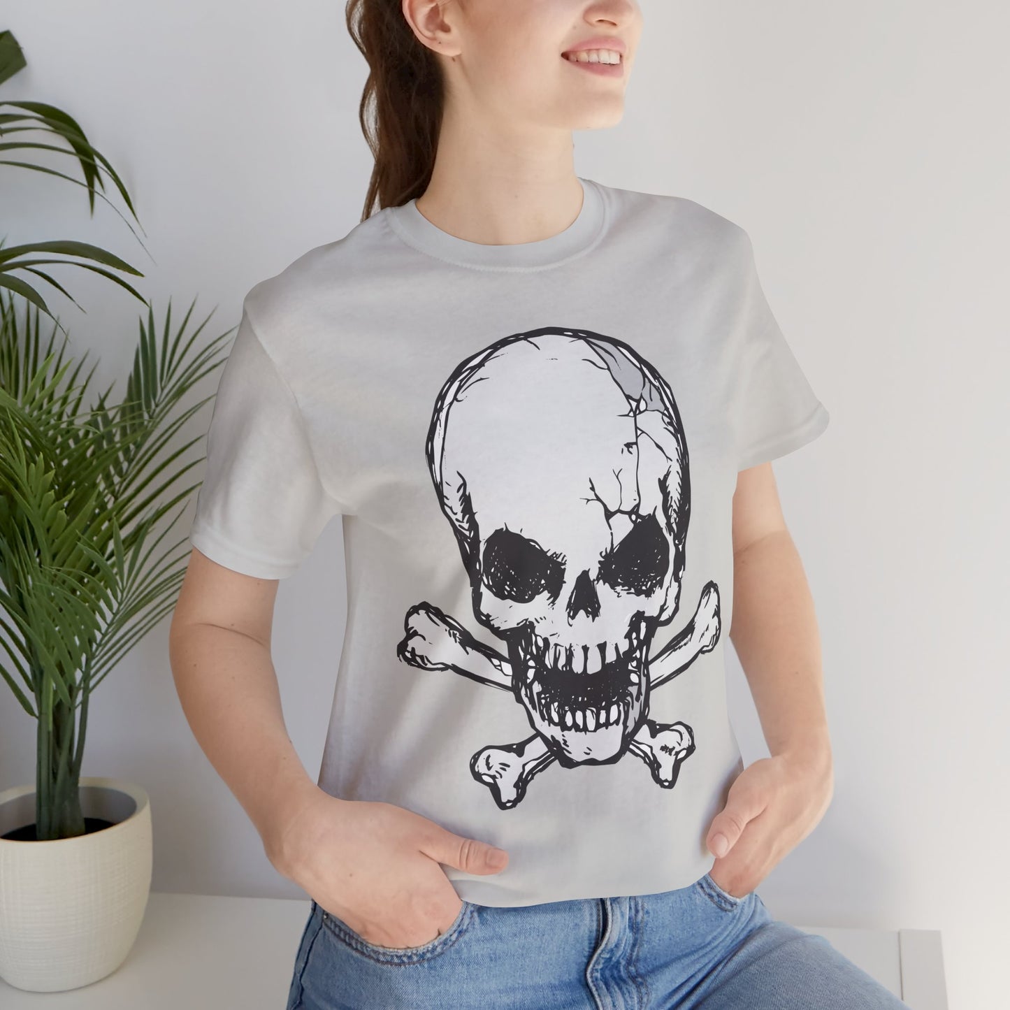 Grey Skull Graphic Design Tee, Skull Shirt, Vintage Tees, Art Design T-Shirt, Vintage Graphic Tee, Art Shirts with Skulls