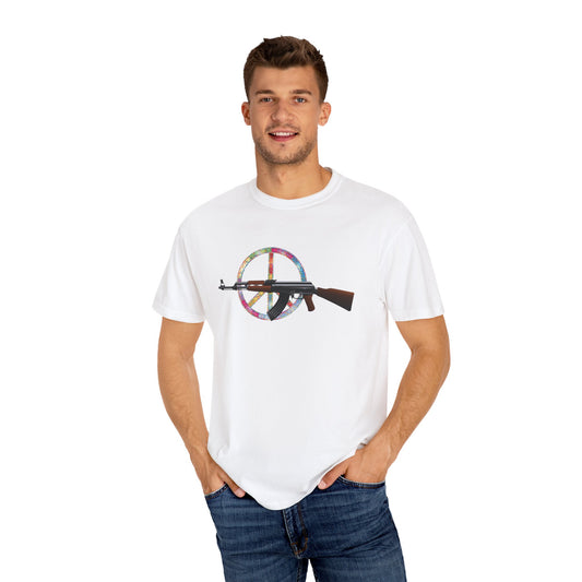 Unisex-T-Shirt mit GUNS-Aufdruck