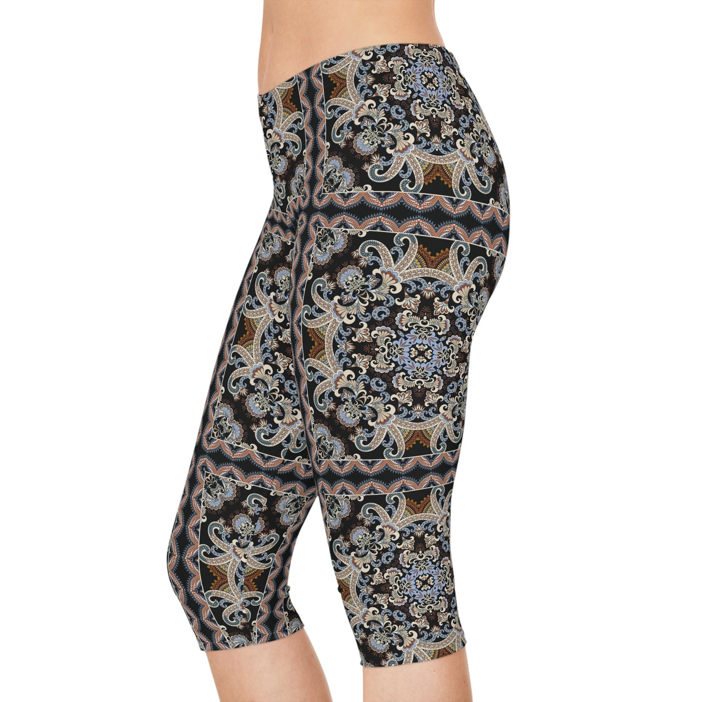 Capri leggings with traditional print