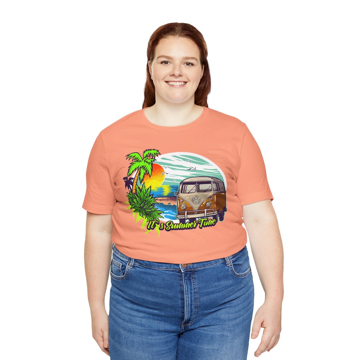 Old Bus Retro Poster Graphic Design Tee, Old Bus Shirt, Vintage Tees, Art Design T-Shirt, Graphic Tee, Retro Art Shirts