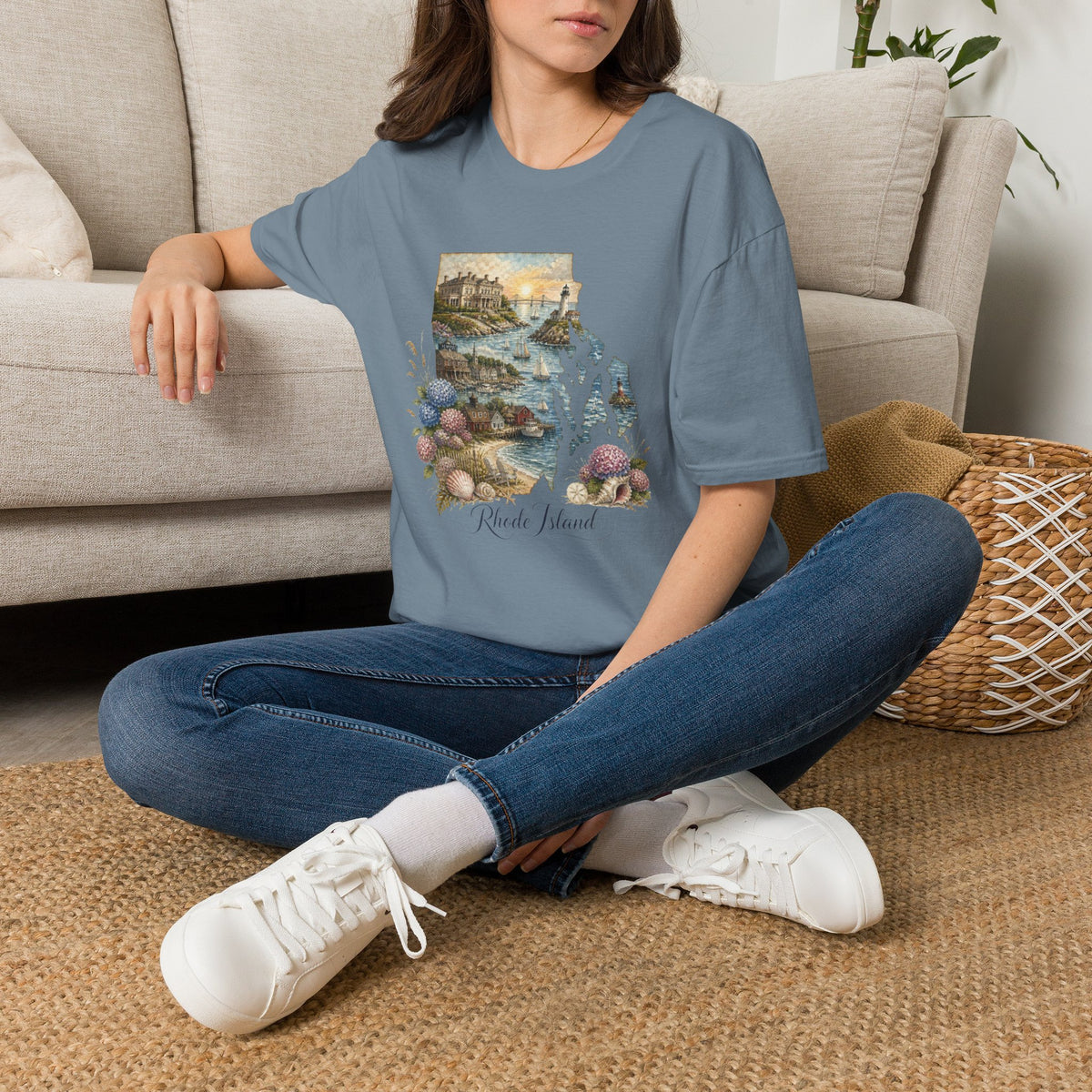 Rhode Island Coastal Vintage Graphic Design Unisex 100 Cotton Gildan T-Shirt