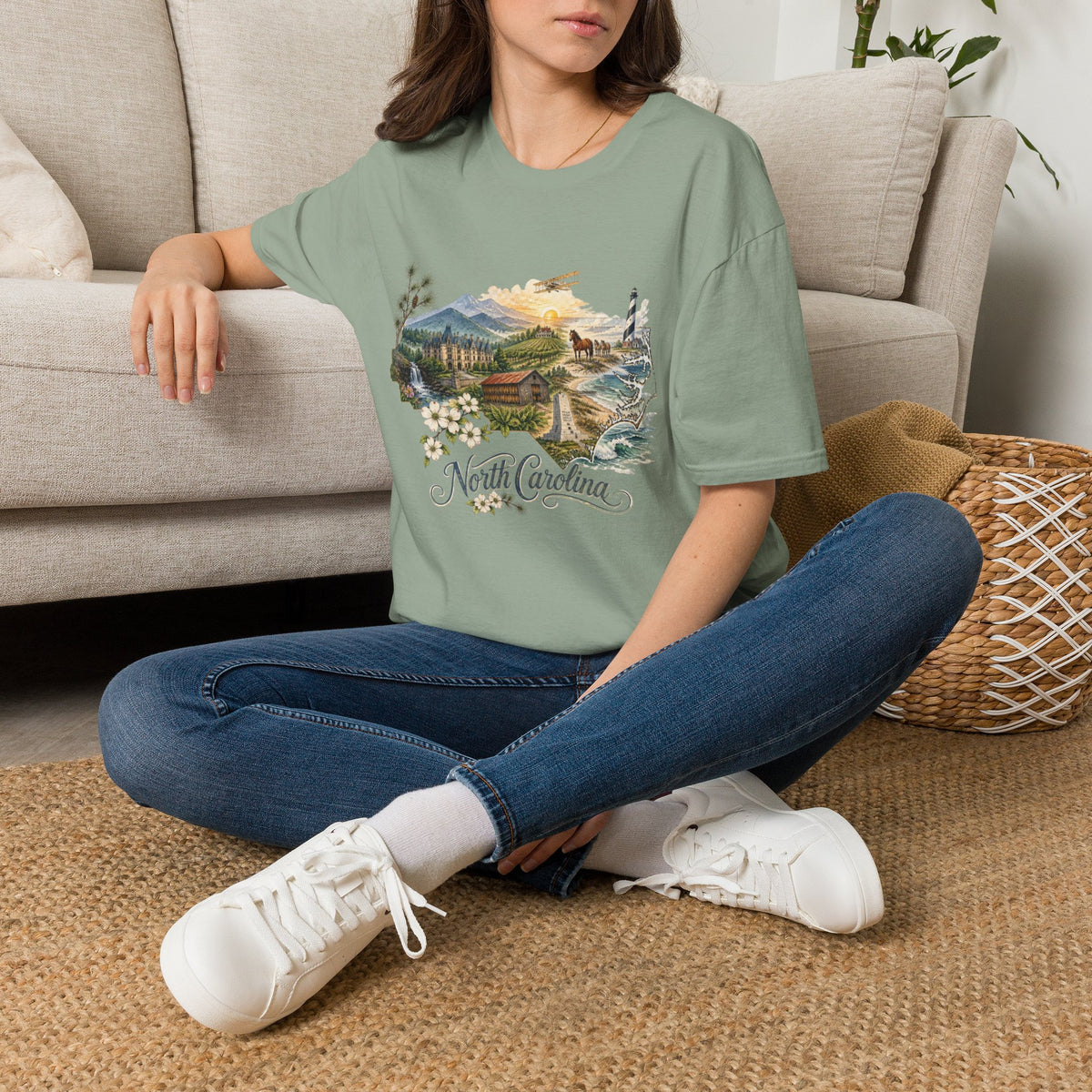 North Carolina State Travel Tourist Graphic Design Unisex 100 Cotton Gildan T-Shirt