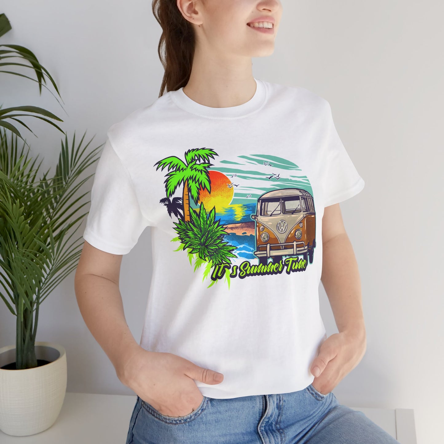 Old Bus Retro Poster Graphic Design Tee, Old Bus Shirt, Vintage Tees, Art Design T-Shirt, Graphic Tee, Retro Art Shirts