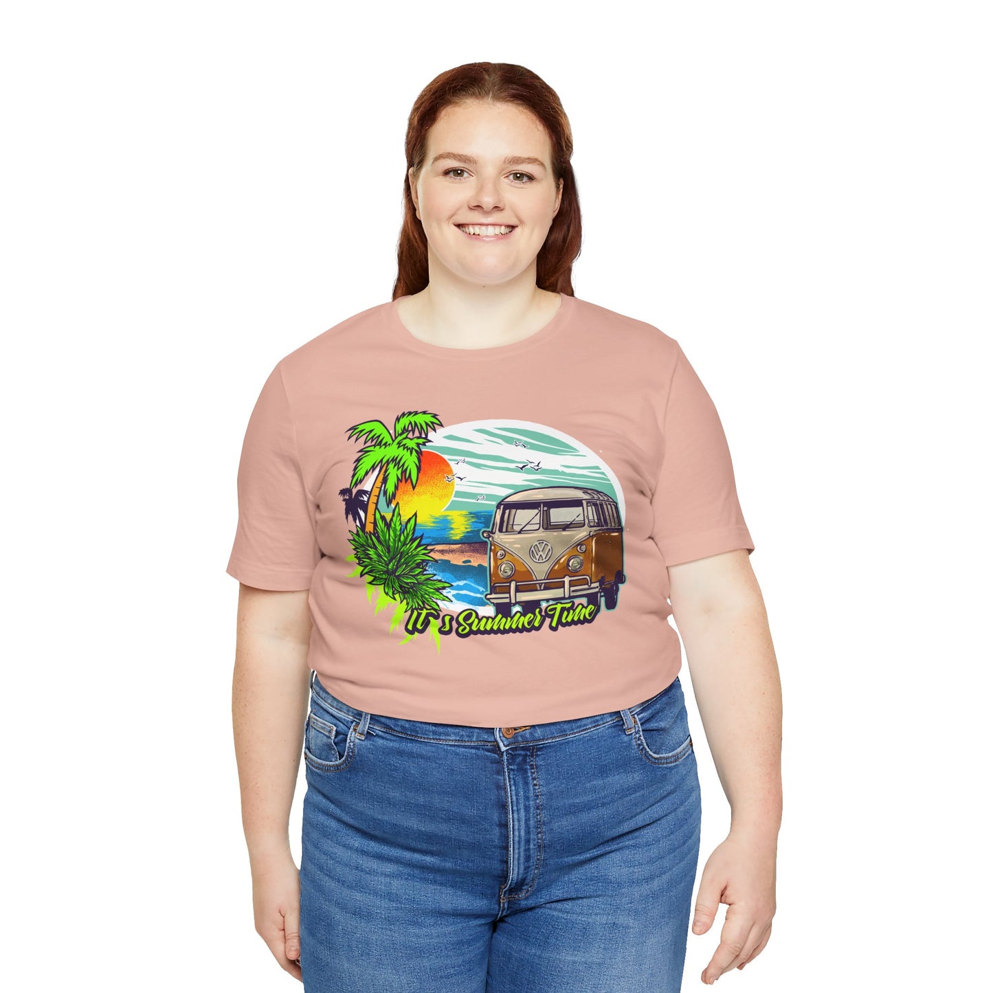 Old Bus Retro Poster Graphic Design Tee, Old Bus Shirt, Vintage Tees, Art Design T-Shirt, Graphic Tee, Retro Art Shirts