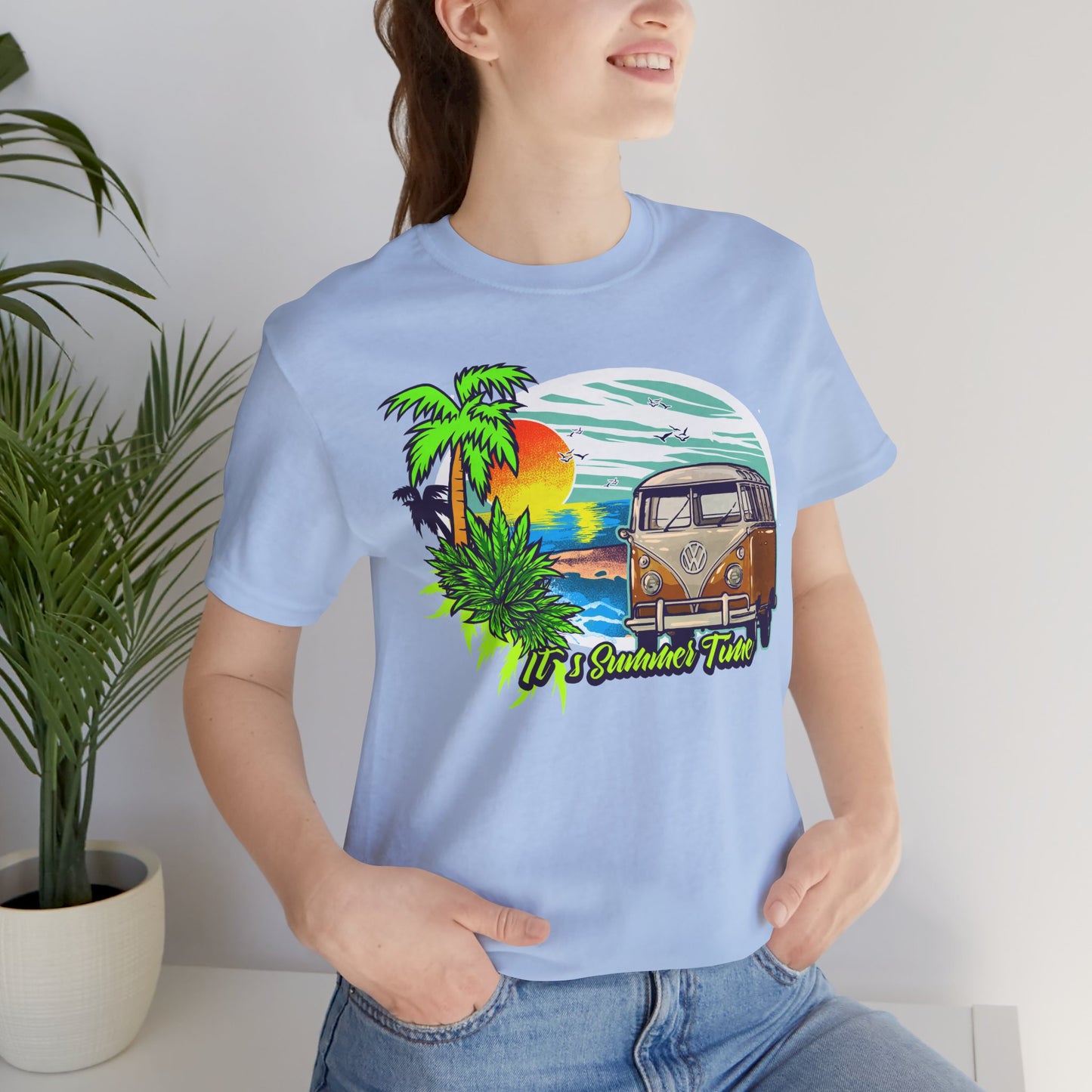 Old Bus Retro Poster Graphic Design Tee, Old Bus Shirt, Vintage Tees, Art Design T-Shirt, Graphic Tee, Retro Art Shirts
