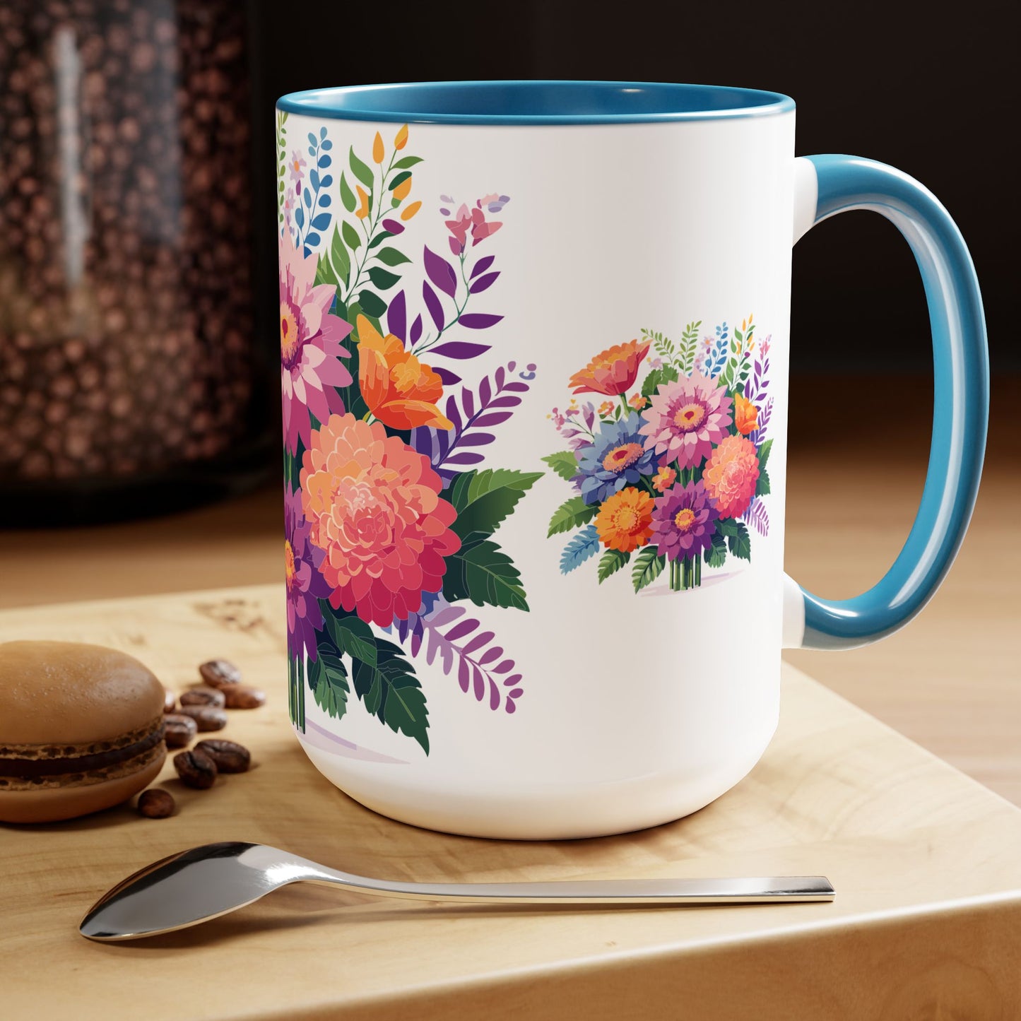 Taza de café de dos tonos con flores