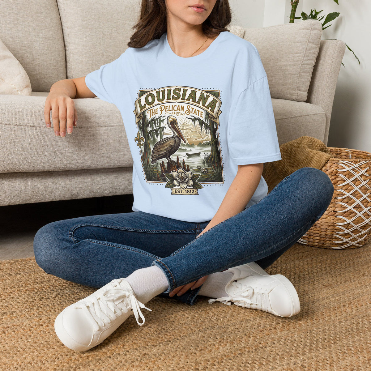 Louisiana Pelican State T-Shirt – Vintage Travel Tourist Graphic Design Unisex 100 Cotton Gildan T-Shirt