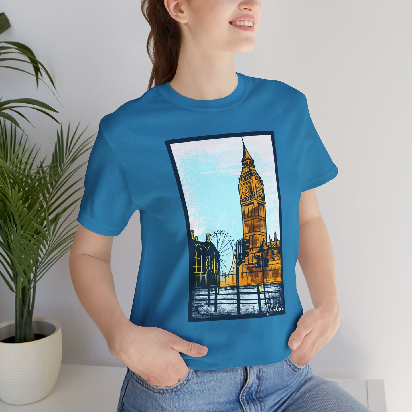 Retro Poster London Graphic Design Tee, London Shirt, Vintage Tees, Art Design T-Shirt, Graphic Tee, Retro Art Shirts