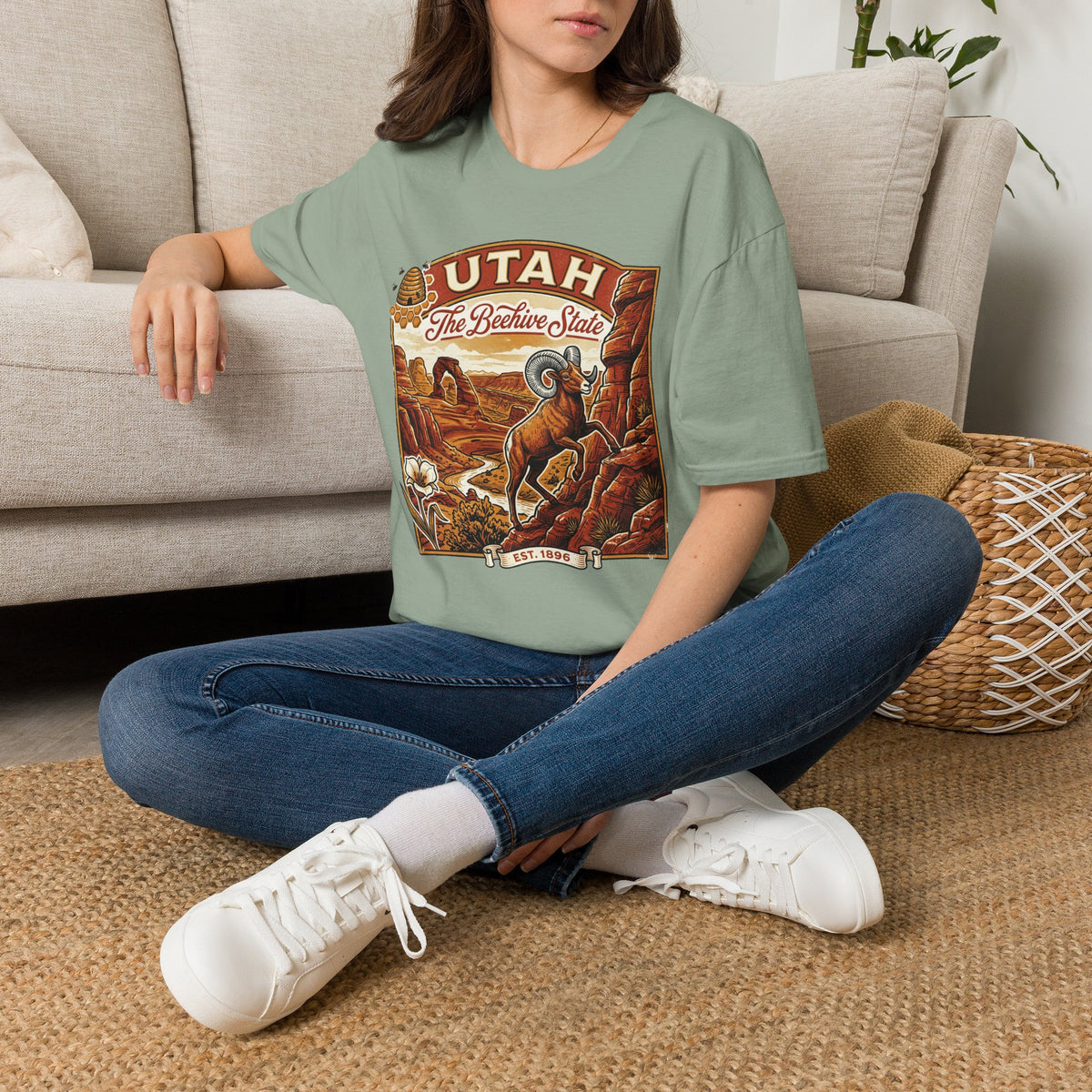 Utah State Retro Bighorn Sheep T-Shirt Travel Tourist Graphic Design Unisex 100 Cotton Gildan T-Shirt