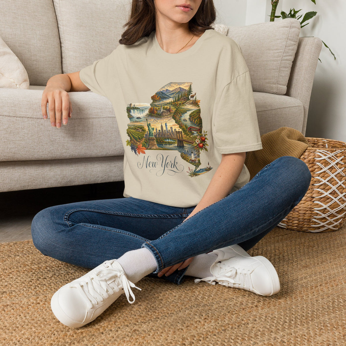 New York State Travel Tourist Graphic Design Unisex 100 Cotton Gildan T-Shirt