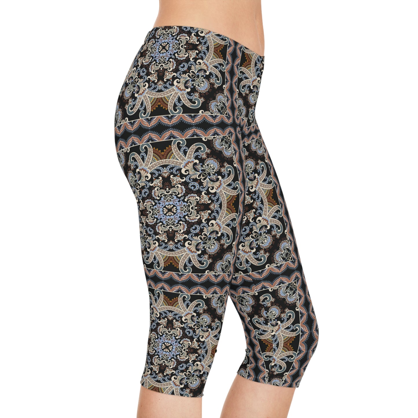 Capri leggings with traditional print