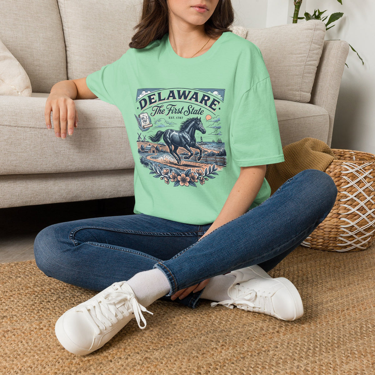 Delaware The First State Horse Travel Tourist Graphic Tee Unisex 100 Cotton Gildan T-Shirt