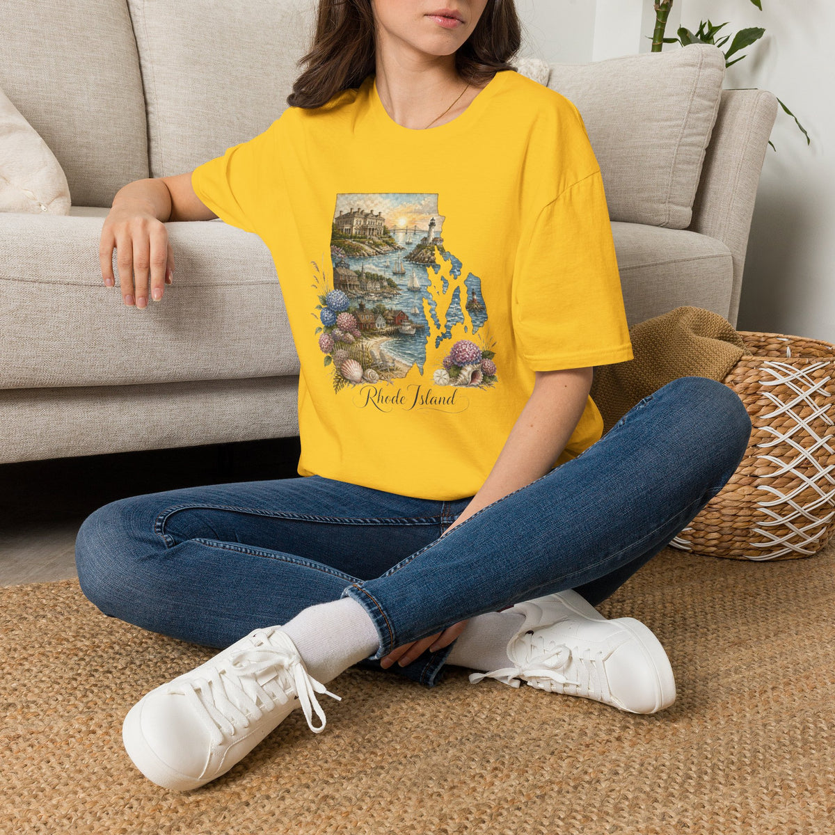 Rhode Island Coastal Vintage Graphic Design Unisex 100 Cotton Gildan T-Shirt