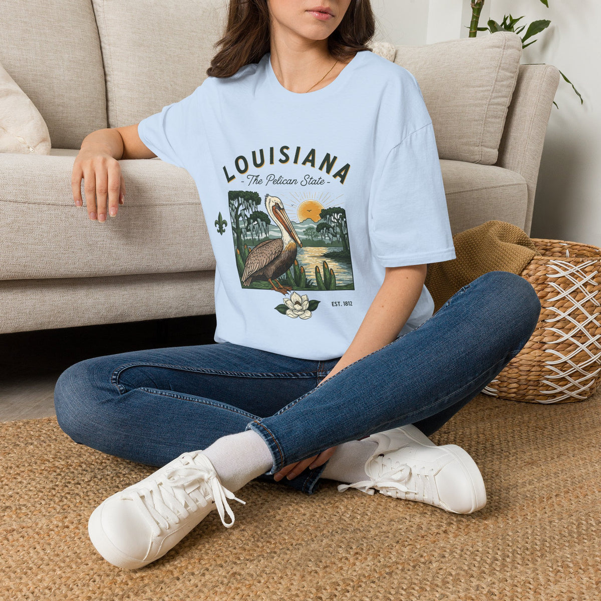Louisiana Pelican Vintage Travel Tourist Graphic Design Unisex 100 Cotton Gildan T-Shirt