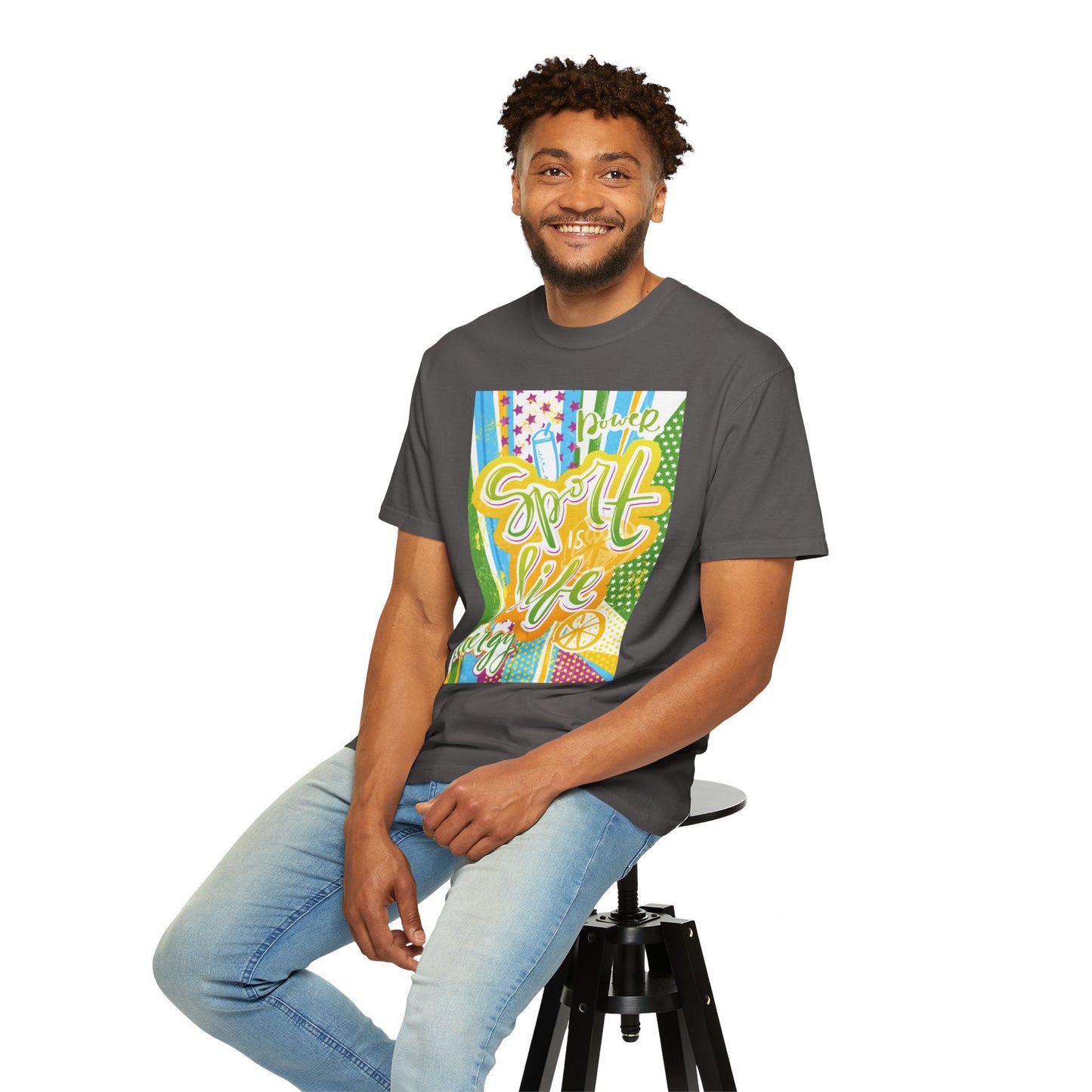 Unisex T-shirt with sports art design