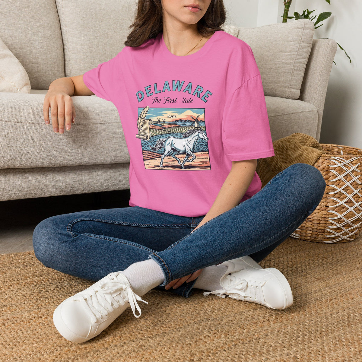 Delaware First State Vintage Horse Tee Travel Tourist Graphic Design Unisex 100 Cotton Gildan T-Shirt