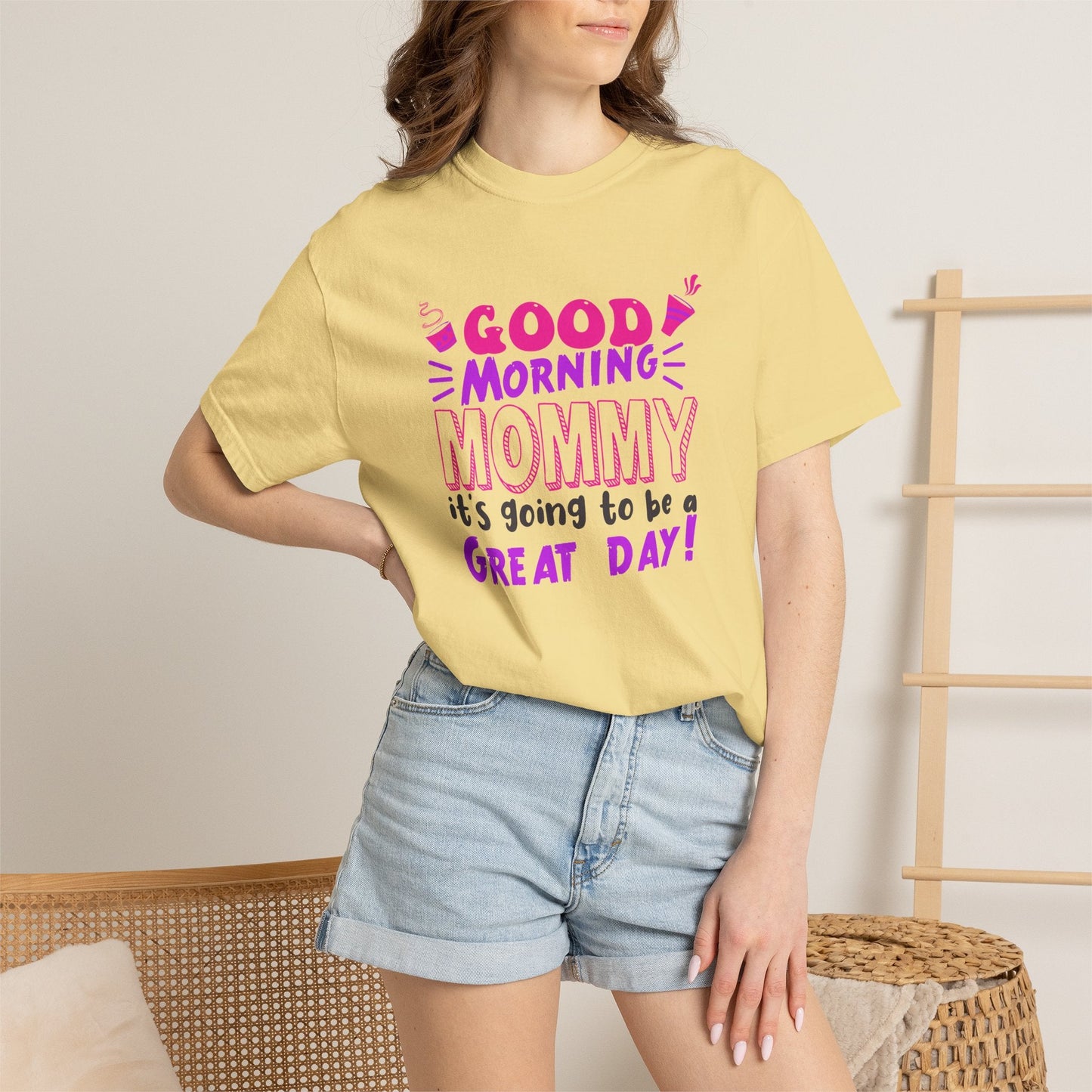 Mom T-shirt Mother's Day Mama Tee Unisex Comfort Colors Garment-Dyed Cotton h41