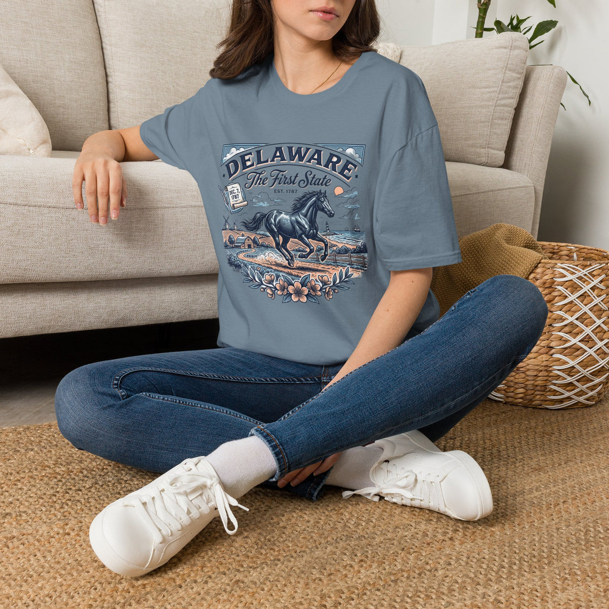 Delaware The First State Horse Travel Tourist Graphic Tee Unisex 100 Cotton Gildan T-Shirt