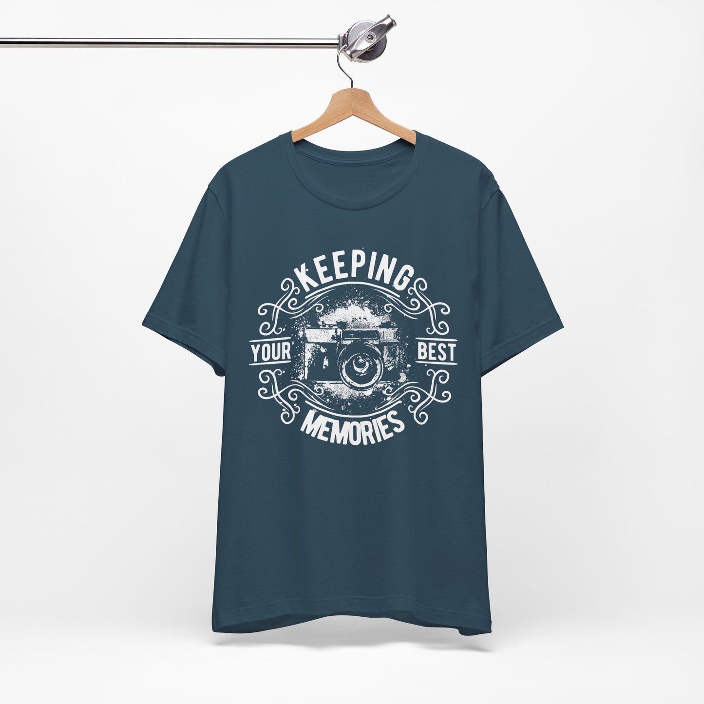 Keeping Your Best Memories T-Shirt Vintage Camera Graphic T-Shirt A-5