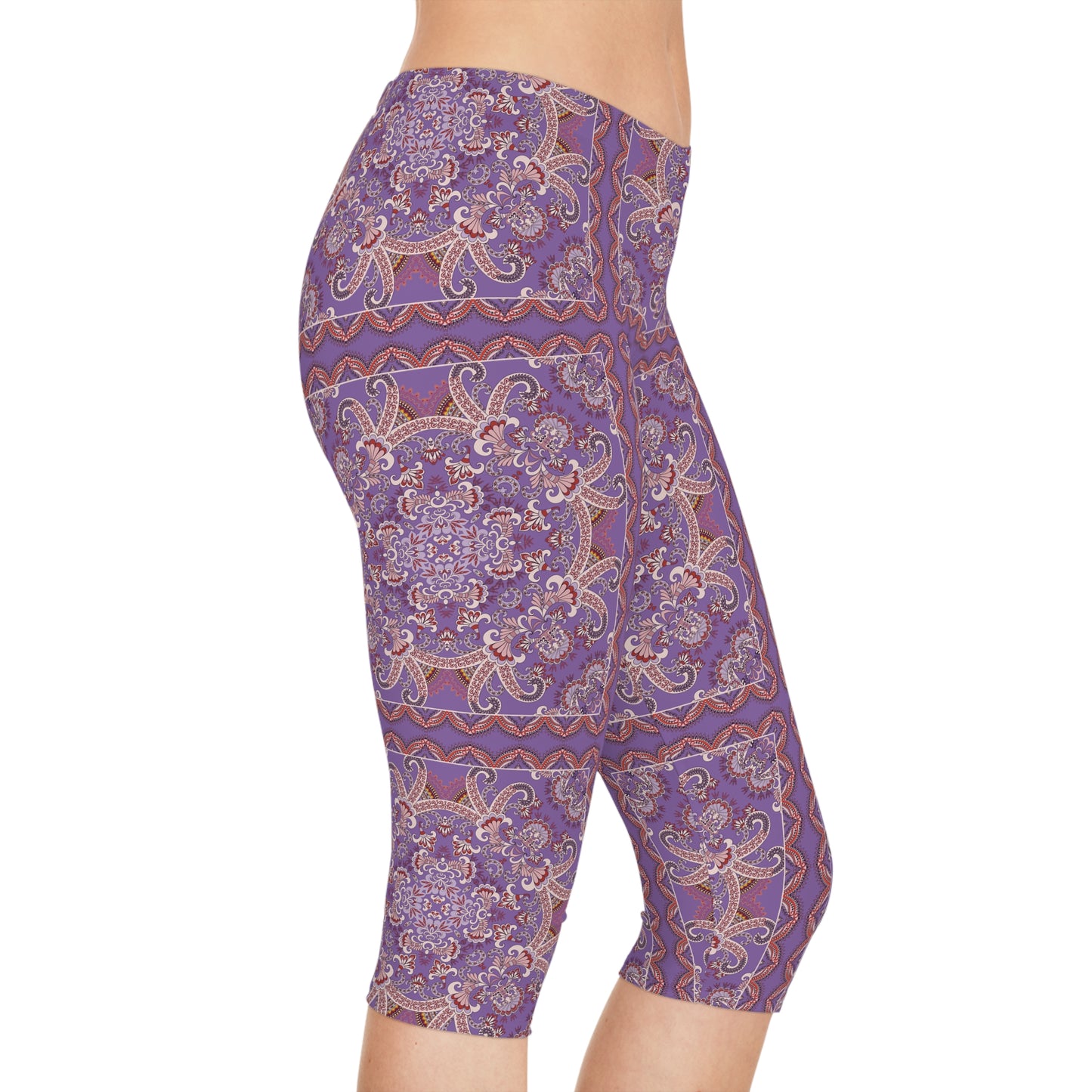 Capri leggings with traditional print