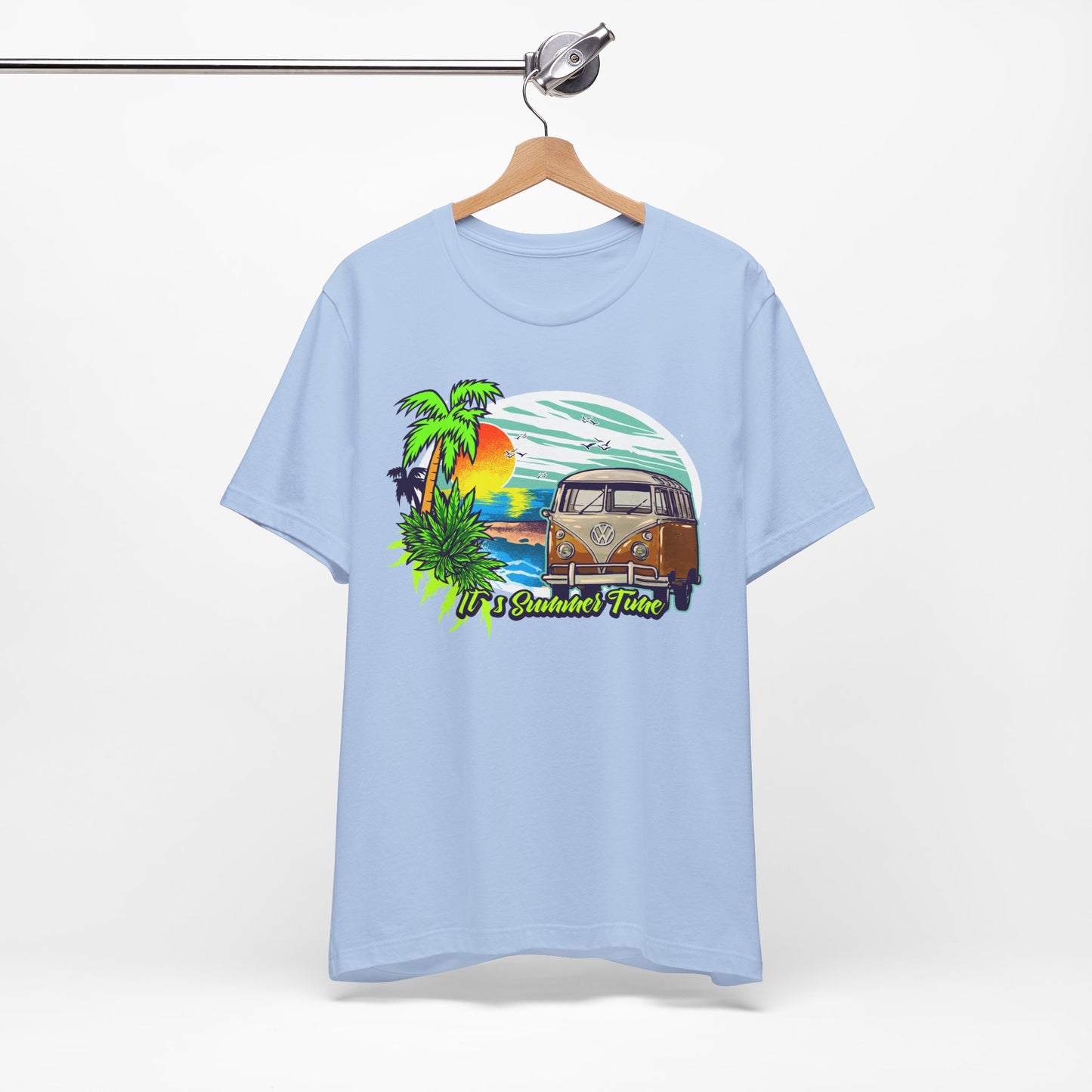 Old Bus Retro Poster Graphic Design Tee, Old Bus Shirt, Vintage Tees, Art Design T-Shirt, Graphic Tee, Retro Art Shirts