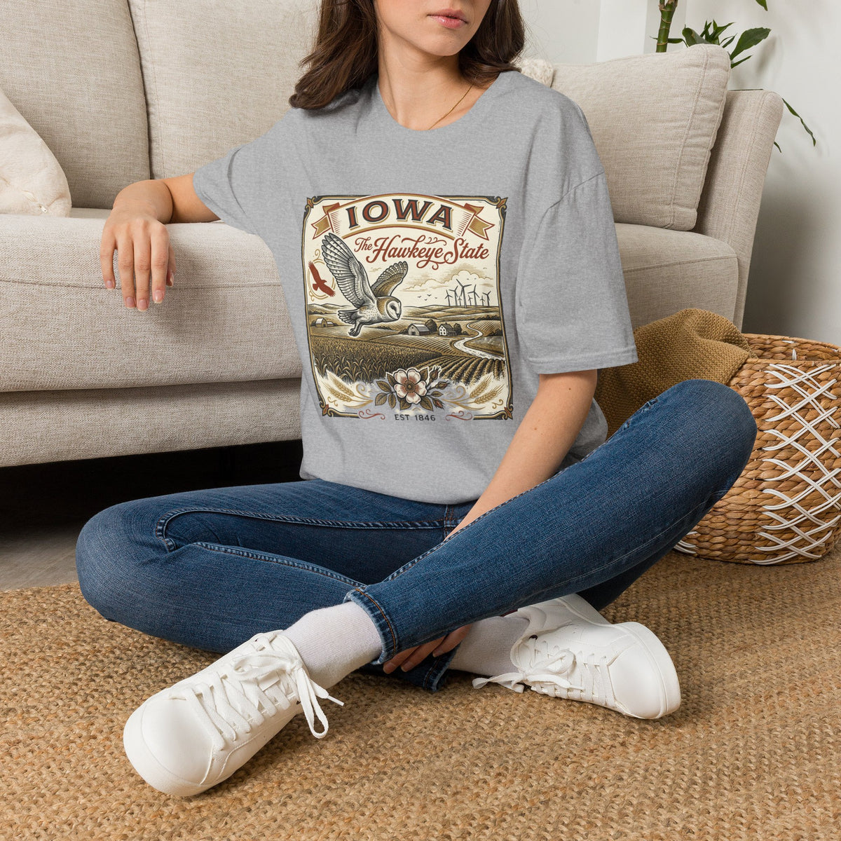 Iowa Hawkeye State Vintage Travel Tourist Graphic Design Unisex 100 Cotton Gildan T-Shirt