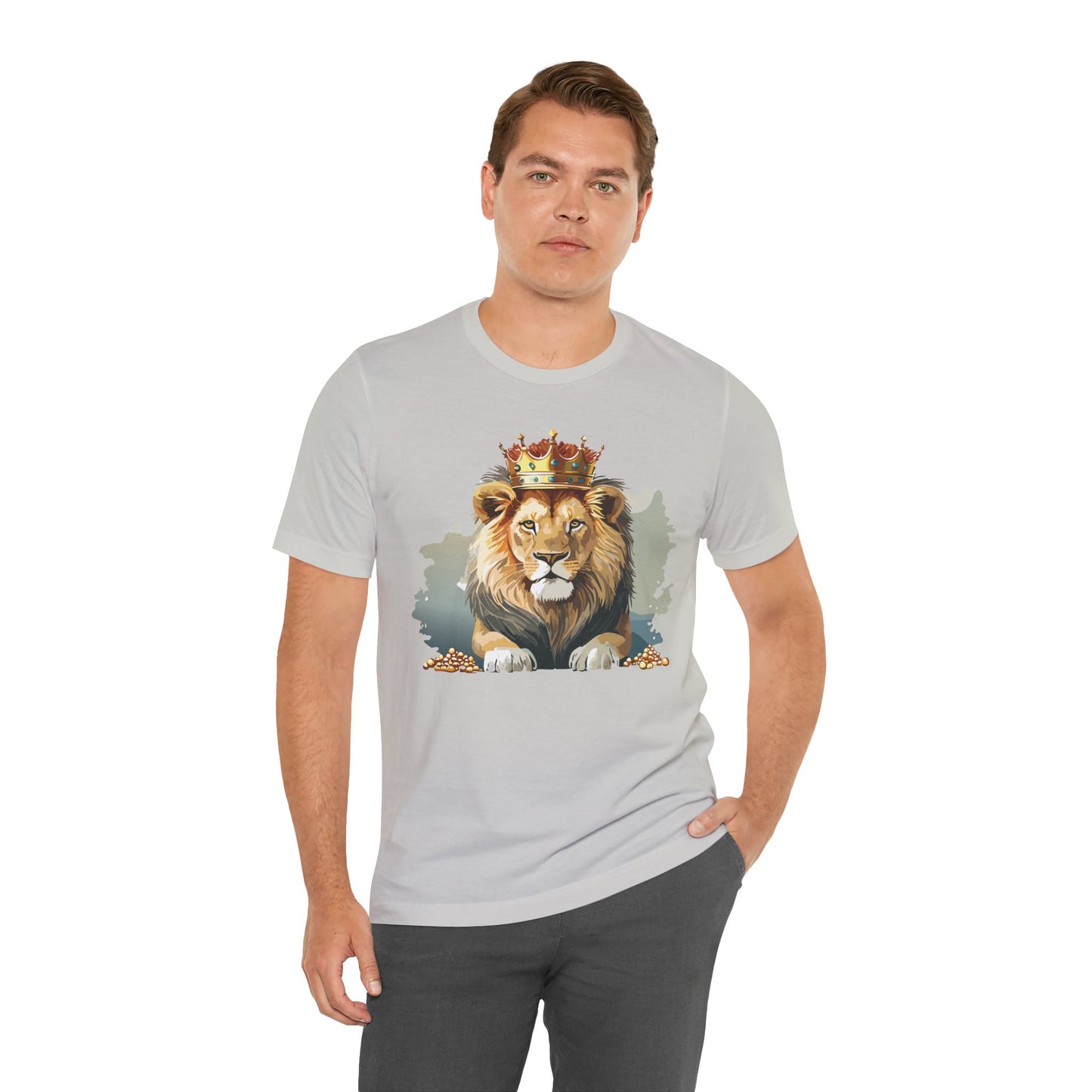 Majestic Lion Crown T-shirt, Animal Shirt, Lion Tee, Unisex Top, Birthday Gift, Shirt with Animal design