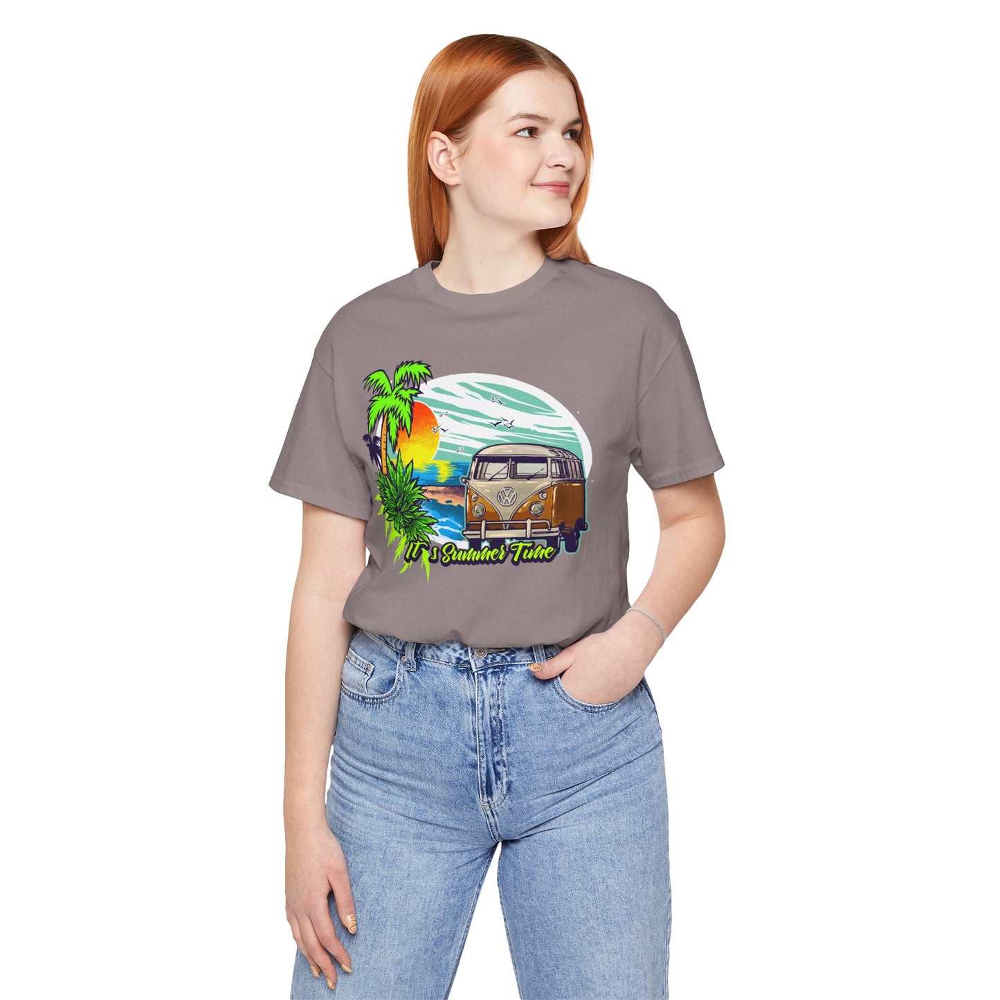 Old Bus Retro Poster Graphic Design Tee, Old Bus Shirt, Vintage Tees, Art Design T-Shirt, Graphic Tee, Retro Art Shirts