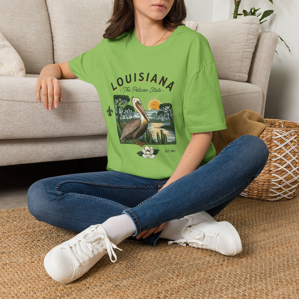 Louisiana Pelican Vintage Travel Tourist Graphic Design Unisex 100 Cotton Gildan T-Shirt