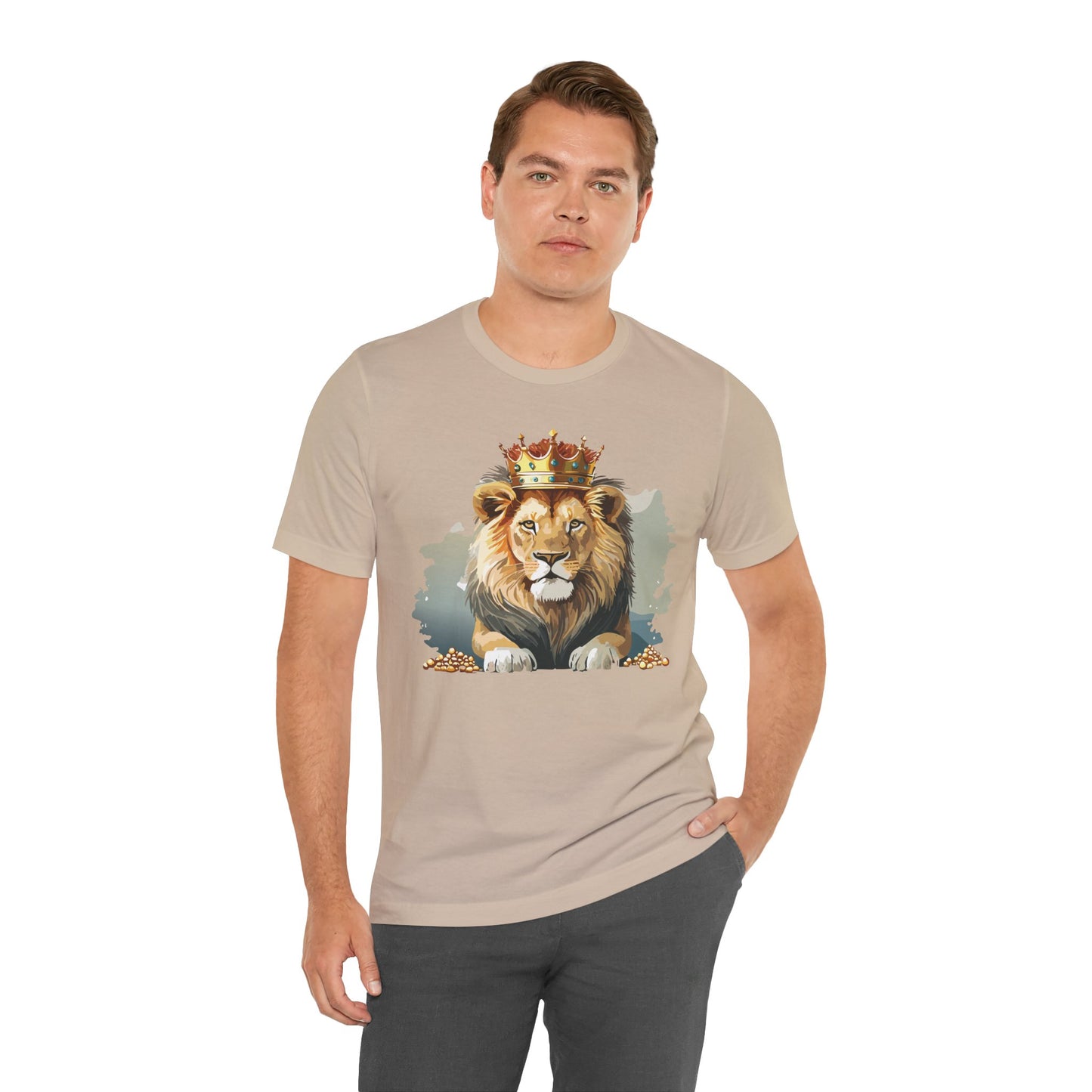 Majestic Lion Crown T-shirt, Animal Shirt, Lion Tee, Unisex Top, Birthday Gift, Shirt with Animal design