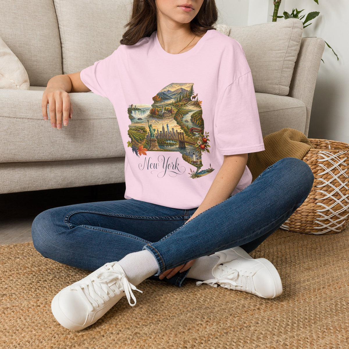 New York State Travel Tourist Graphic Design Unisex 100 Cotton Gildan T-Shirt