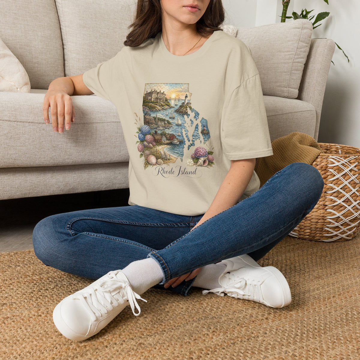 Rhode Island Coastal Vintage Graphic Design Unisex 100 Cotton Gildan T-Shirt